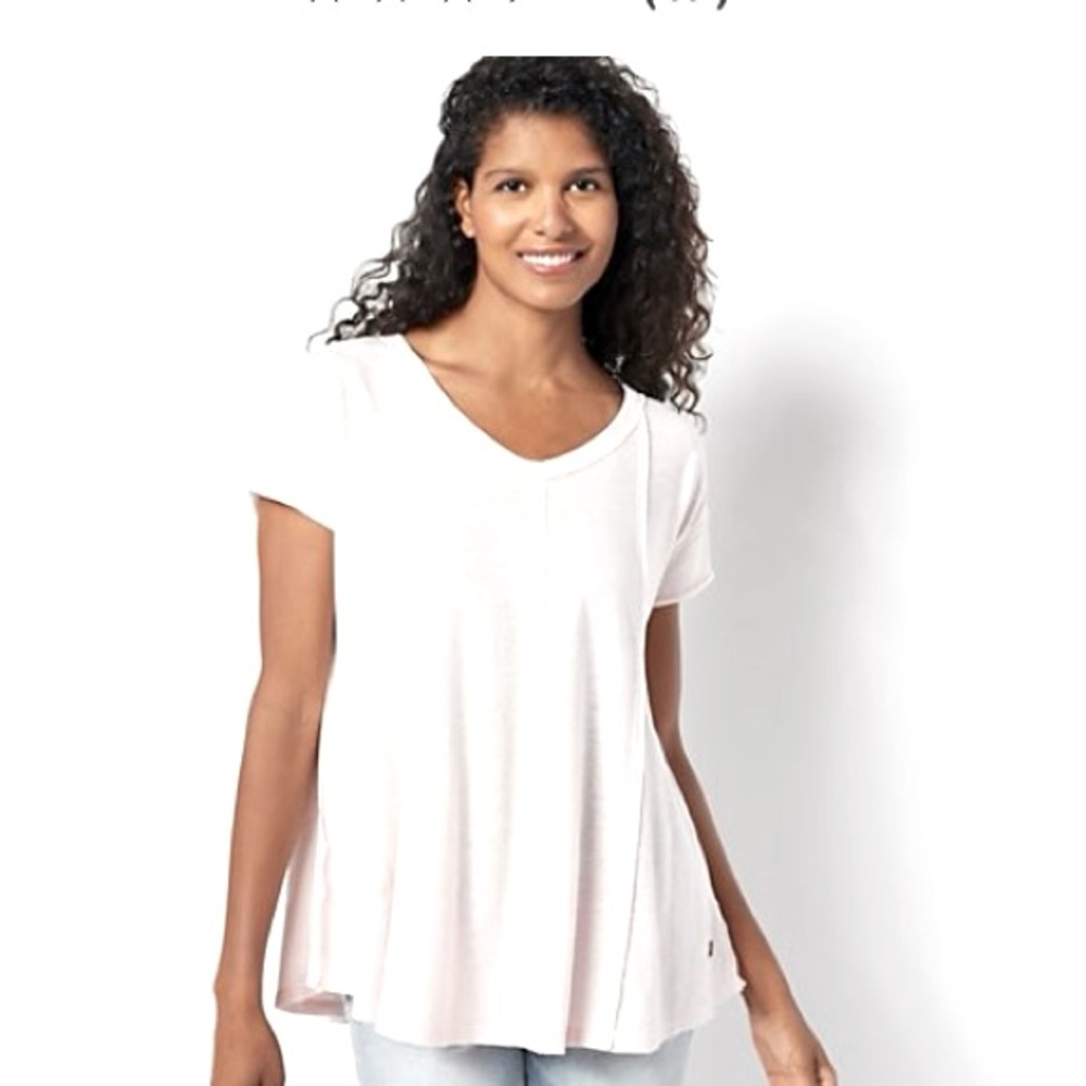 Peace Love World Boheme V-Neck Slub Knit FlowyTee
White Size 5X A502732
